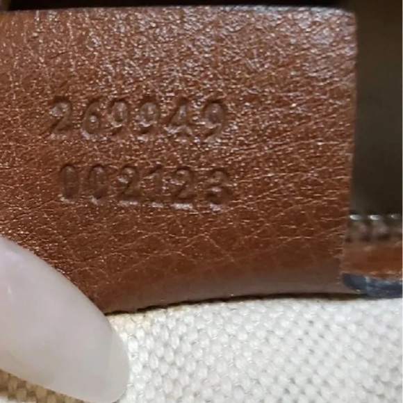 Gucci Handbag EUC! - Picture 5 of 12